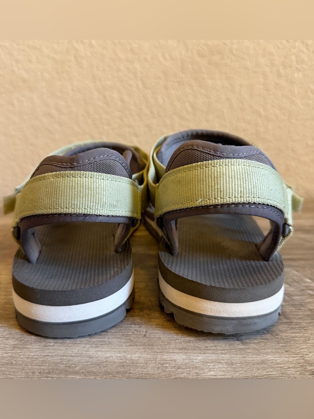 Teva Vibram Soles Universal Trail Sandals Womens Size 11 Sage Green - Picture 5 of 10